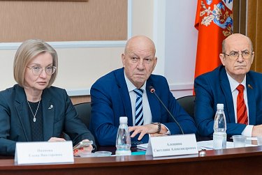 Повышение зарплат «указникам», субсидии на капремонт, индексация коммунальных расходов…